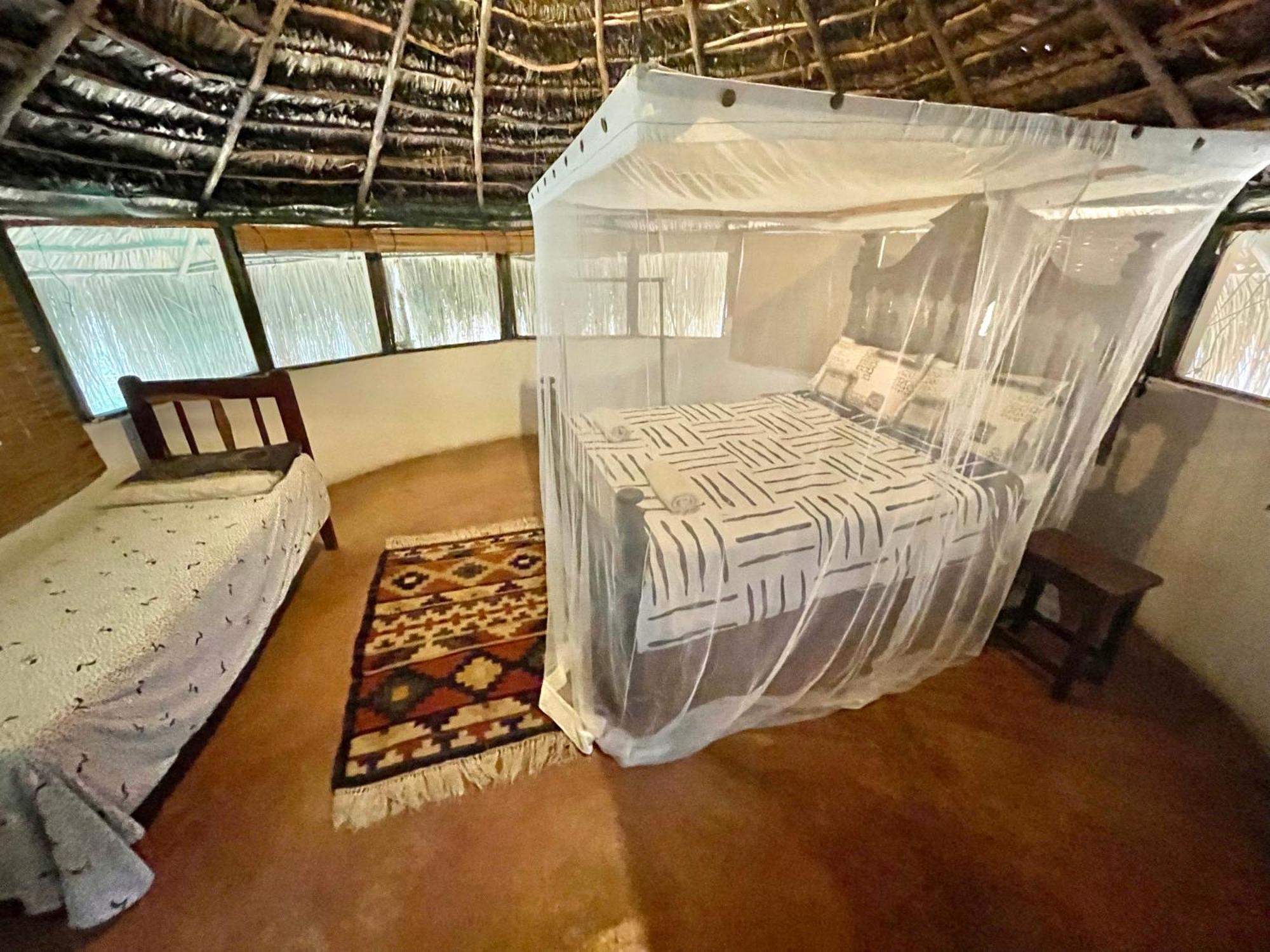 Nhambavale Lodge 치덴겔레 외부 사진